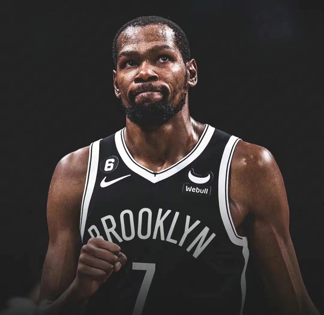 里程碑夜本菲卡刷新队史纪录；NBA常规赛今夜刷纪录；管理层满意；资深球员宣示担当的简单介绍