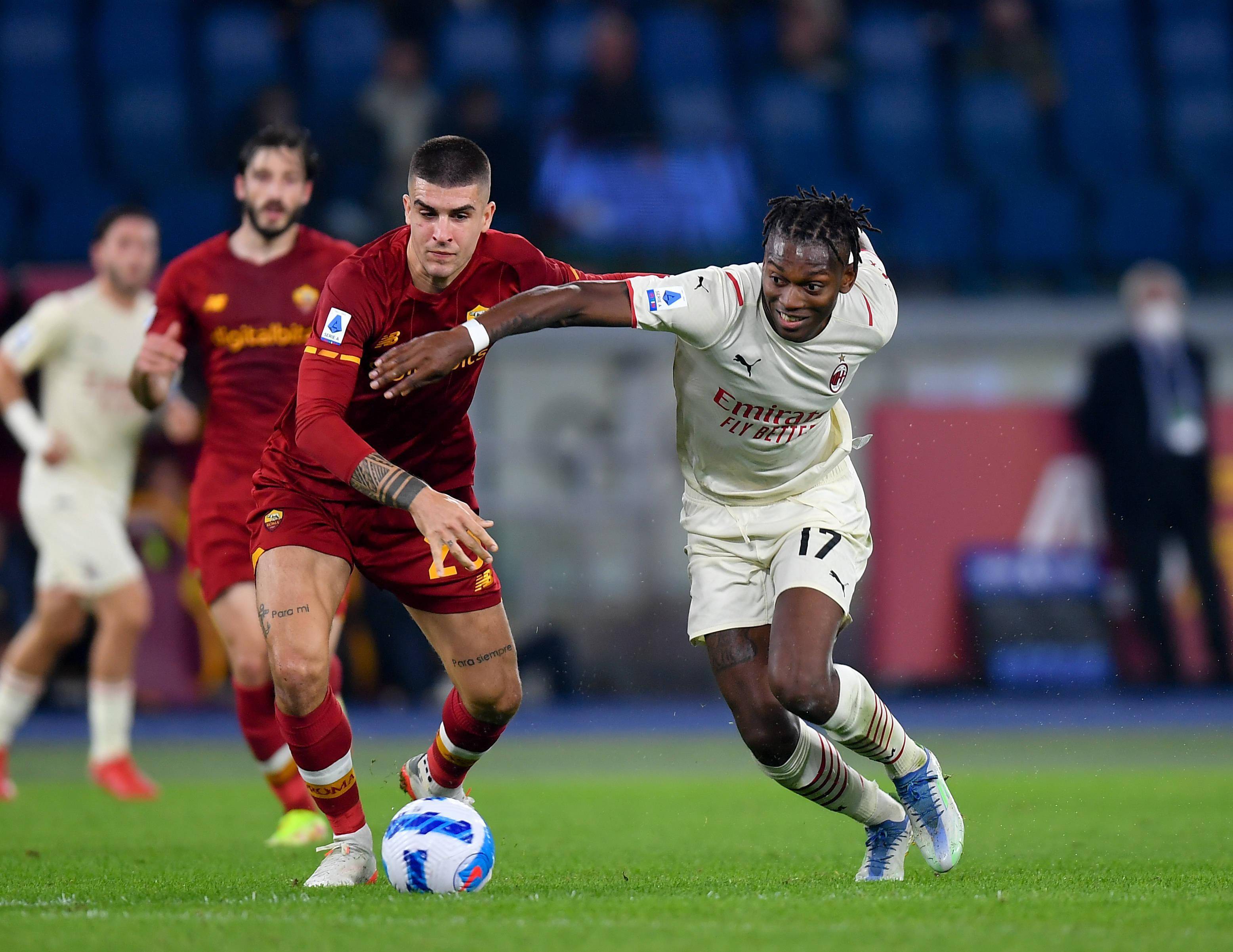 九游app下载链接包含意甲今晚走向成谜，罗马遗憾出局，引发热议，临场指挥获称赞的词条