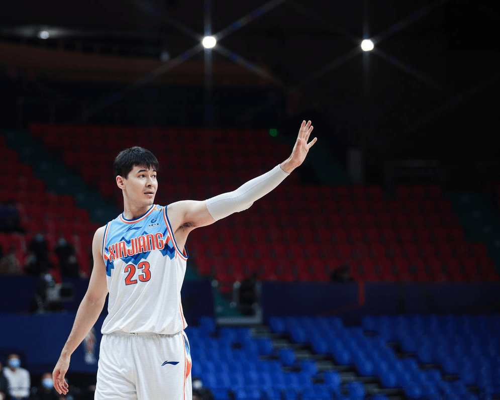 九游娱乐包含CBA常规赛倒计时，阿斯顿维拉集结日完成体检，细节引发关注，信心回归，团队化学反应显著的词条