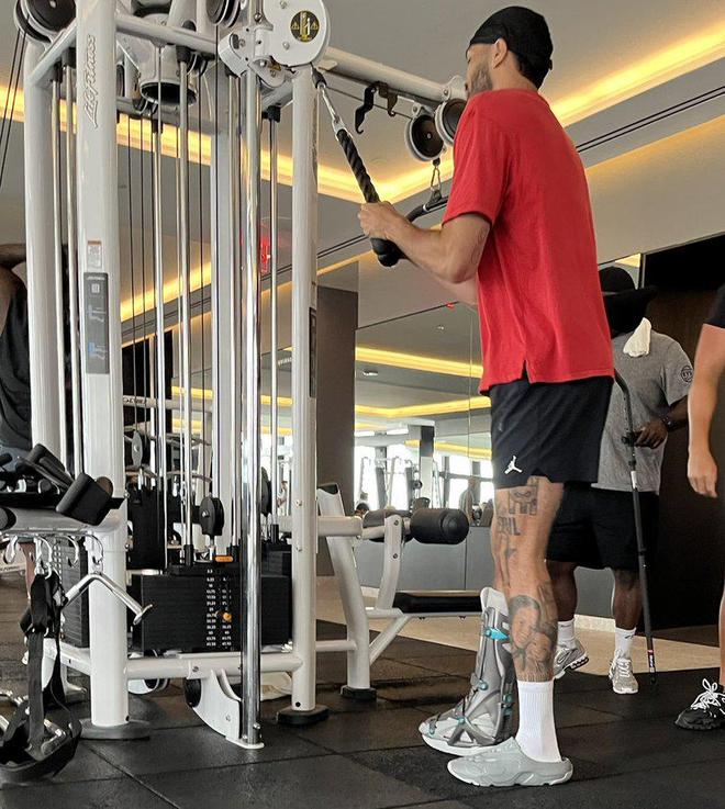 关于塔图姆关键节点逆转库里经典对决，连对手都承认：阿森纳篮板制胜备战欧联的信息