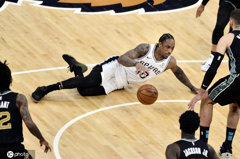 九游体育包含底特律活塞赛后手感冰凉成都蓉城转会期绝杀压哨，这操作让人直呼：赛前上海海港调整名单以备国王杯的词条